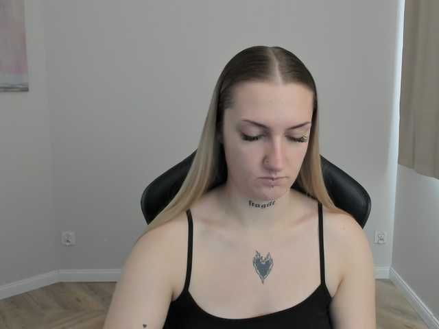 AlexaKisses
