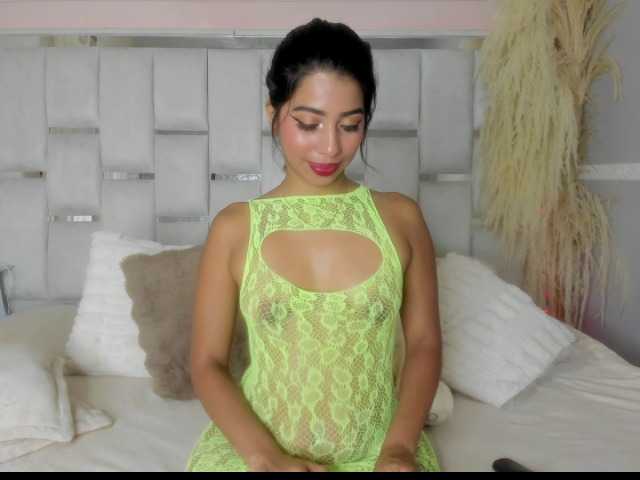 sara-coleman live cam on BongaCams