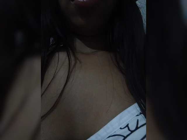 sara-coleman live cam on BongaCams