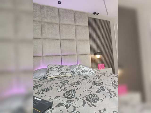 sara-coleman live cam on BongaCams