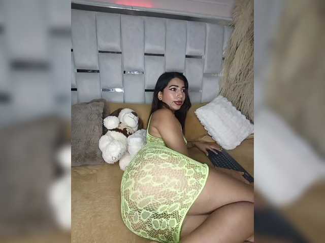 sara-coleman live cam on BongaCams