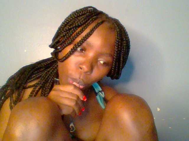 chocolate-brownie's BongaCams show and profile