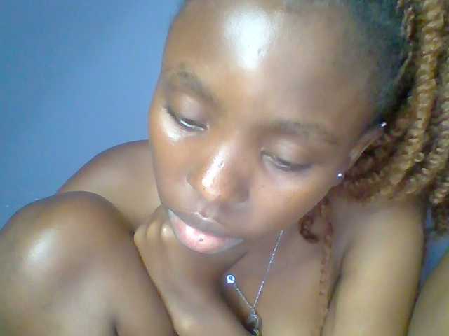 chocolate-brownie live cam on BongaCams