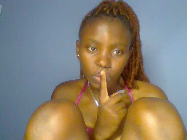 chocolate-brownie live cam on BongaCams