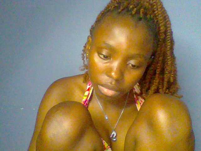 chocolate-brownie live cam on BongaCams