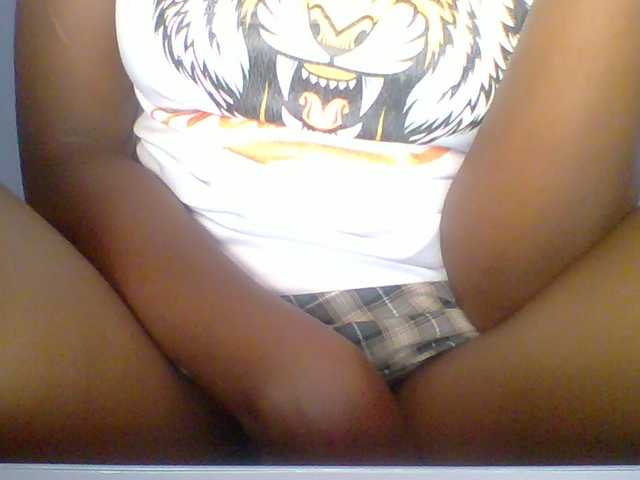 chocolate-brownie live cam on BongaCams