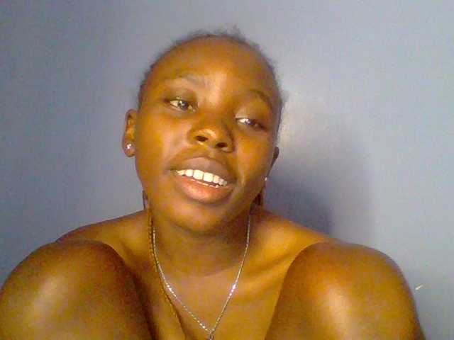 chocolate-brownie live cam on BongaCams