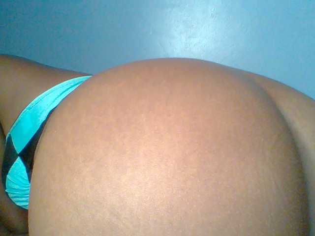 chocolate-brownie live cam on BongaCams