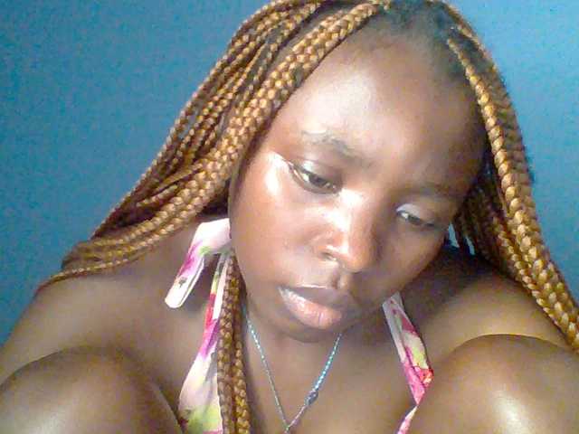 chocolate-brownie live cam on BongaCams