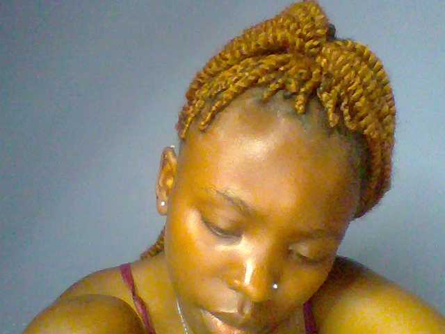 chocolate-brownie live cam on BongaCams