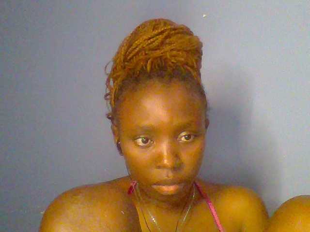 chocolate-brownie live cam on BongaCams