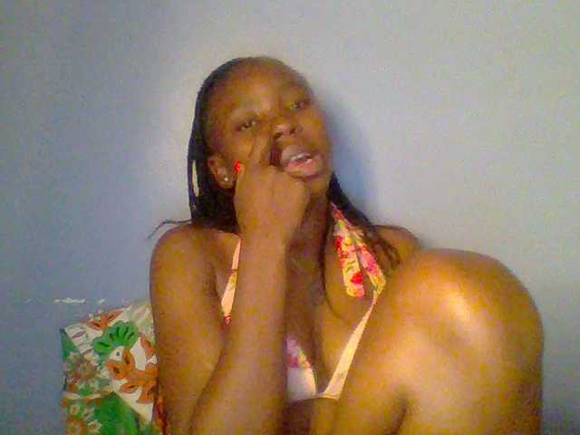 chocolate-brownie's BongaCams show and profile