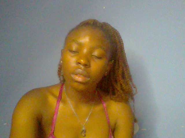 chocolate-brownie live cam on BongaCams