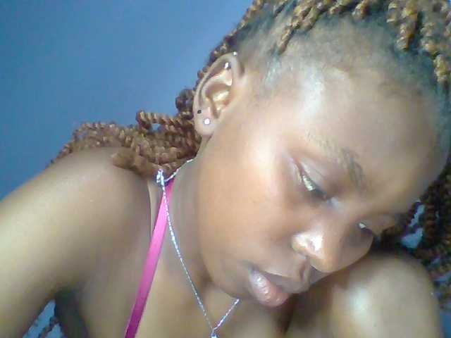 chocolate-brownie live cam on BongaCams