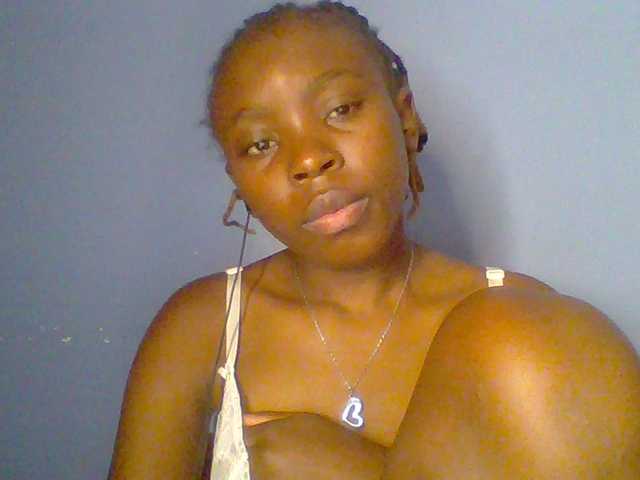 chocolate-brownie live cam on BongaCams