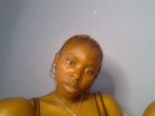 chocolate-brownie live cam on BongaCams