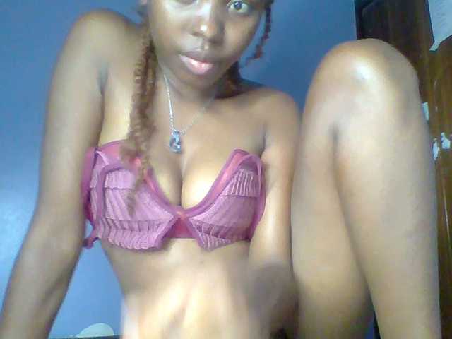 chocolate-brownie live cam on BongaCams