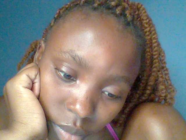chocolate-brownie live cam on BongaCams