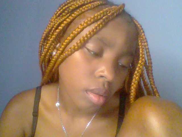 chocolate-brownie live cam on BongaCams