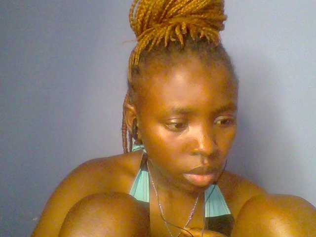 chocolate-brownie live cam on BongaCams