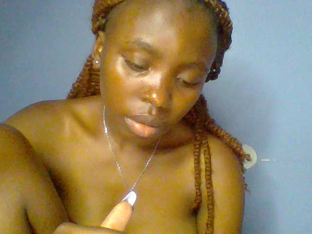 chocolate-brownie live cam on BongaCams