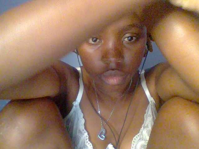 chocolate-brownie live cam on BongaCams