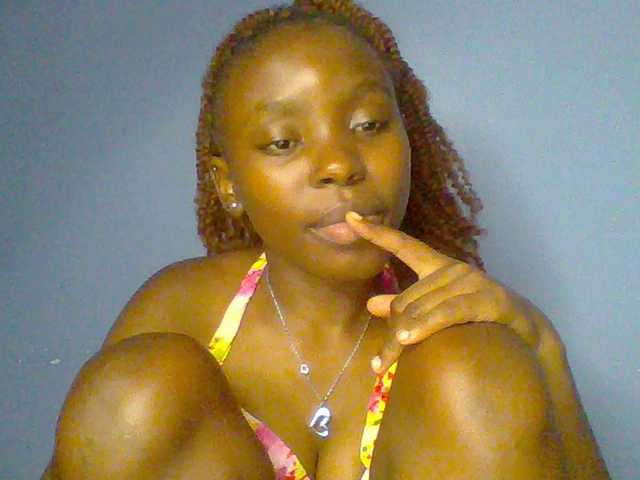 chocolate-brownie live cam on BongaCams