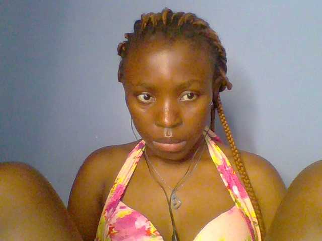chocolate-brownie live cam on BongaCams
