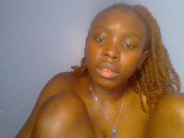 chocolate-brownie live cam on BongaCams