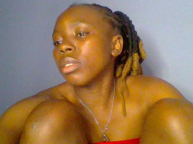 chocolate-brownie live cam on BongaCams