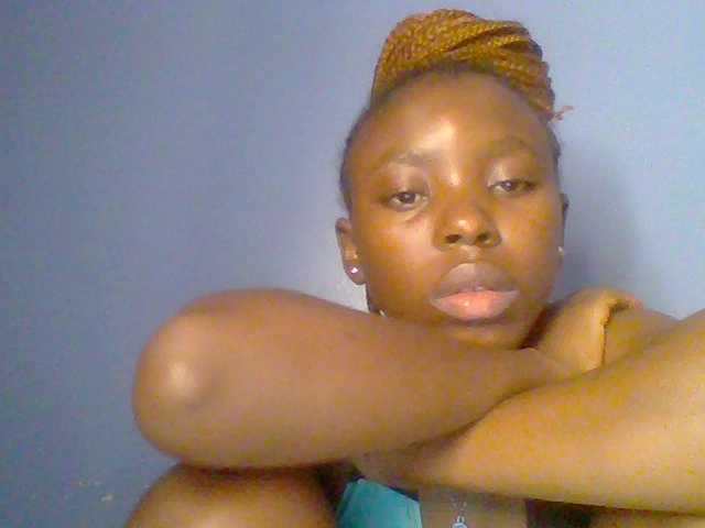 chocolate-brownie live cam on BongaCams