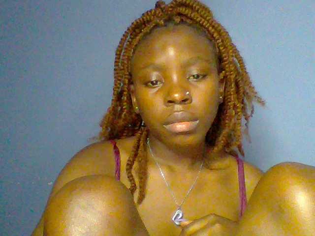 chocolate-brownie live cam on BongaCams