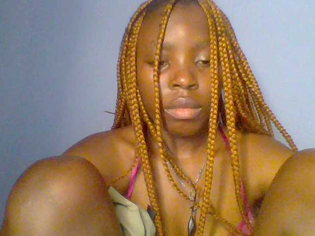 chocolate-brownie live cam on BongaCams