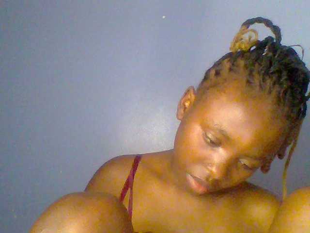 chocolate-brownie live cam on BongaCams
