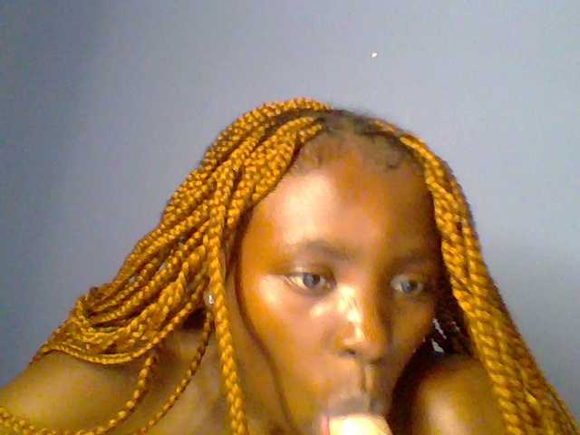 chocolate-brownie live cam on BongaCams
