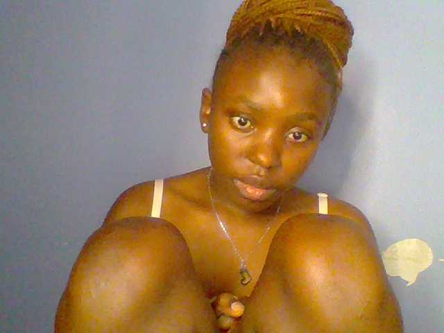 chocolate-brownie live cam on BongaCams