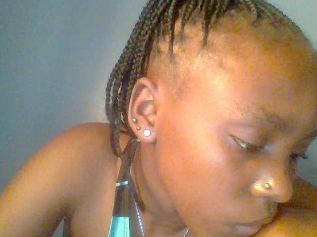 chocolate-brownie's BongaCams show and profile