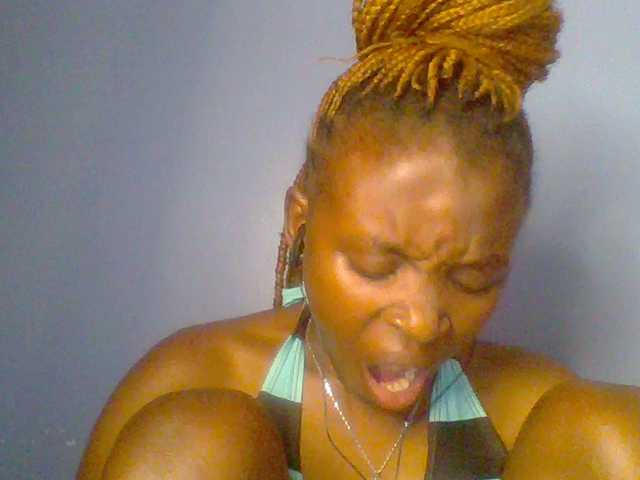 chocolate-brownie live cam on BongaCams