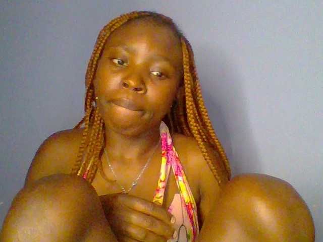 chocolate-brownie live cam on BongaCams