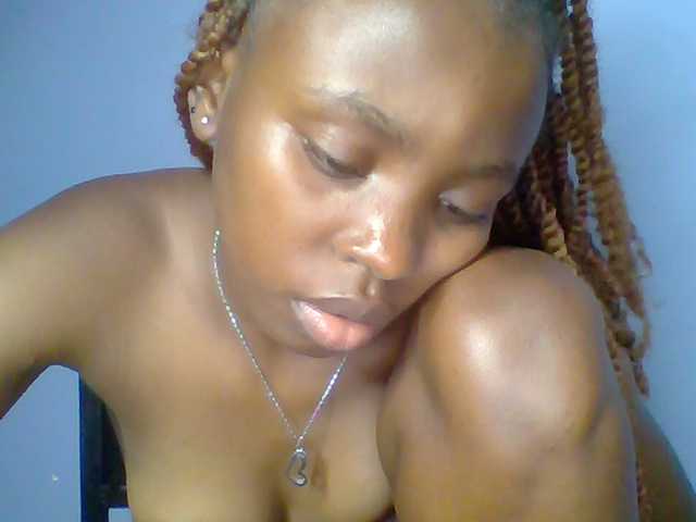 chocolate-brownie live cam on BongaCams