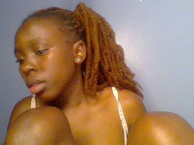 chocolate-brownie live cam on BongaCams