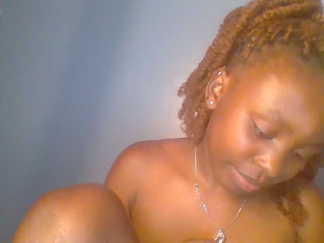 chocolate-brownie live cam on BongaCams
