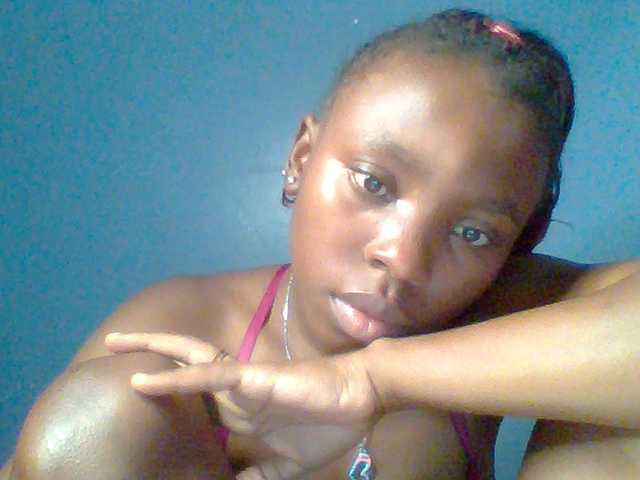 chocolate-brownie live cam on BongaCams