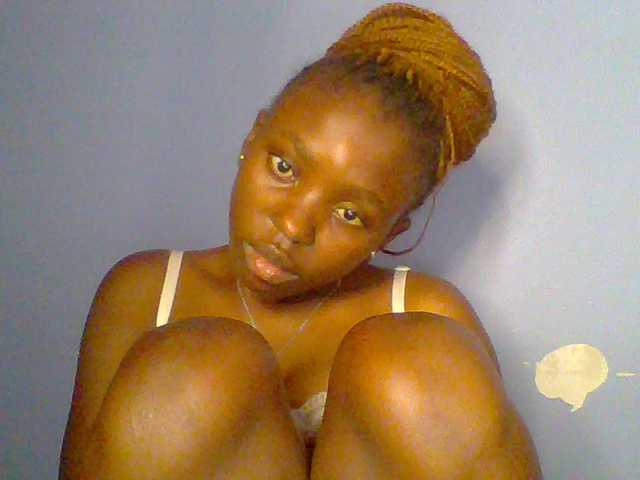 chocolate-brownie live cam on BongaCams