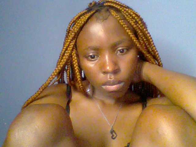 chocolate-brownie live cam on BongaCams
