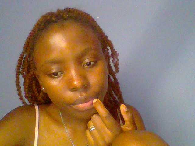 chocolate-brownie live cam on BongaCams
