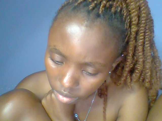 chocolate-brownie live cam on BongaCams