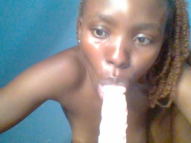 chocolate-brownie live cam on BongaCams