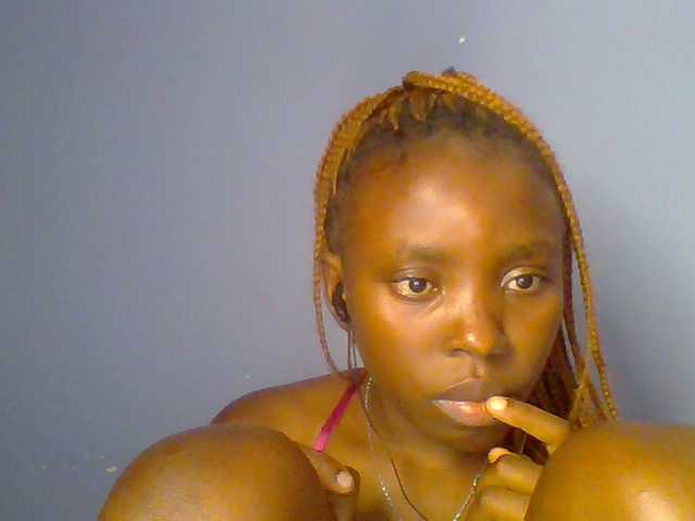 chocolate-brownie live cam on BongaCams