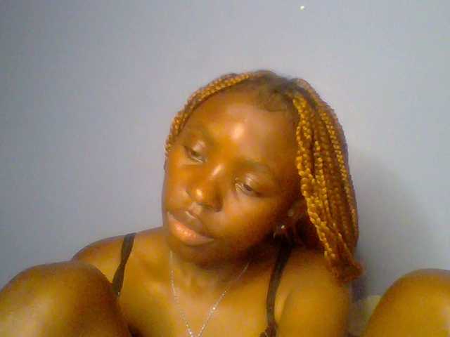 chocolate-brownie live cam on BongaCams
